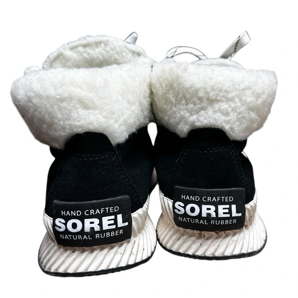 Sorel Out N About III Conquest Boot Black White Snow Winter Lace Up Size 10.5